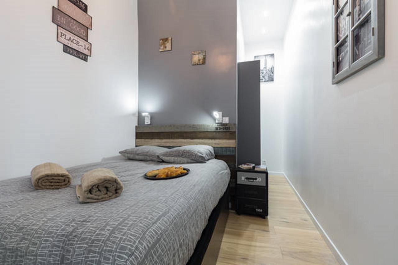 ANGLE DROIT- LOFT CHARMANT ET ATYPIQUE, CLIMATISATION, Vieux-Nisa Exterior foto