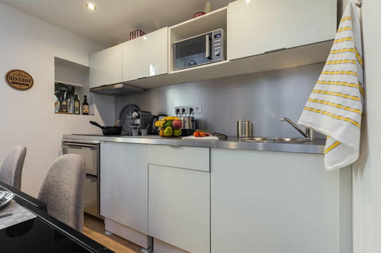 ANGLE DROIT- LOFT CHARMANT ET ATYPIQUE, CLIMATISATION, Vieux-Nisa Exterior foto