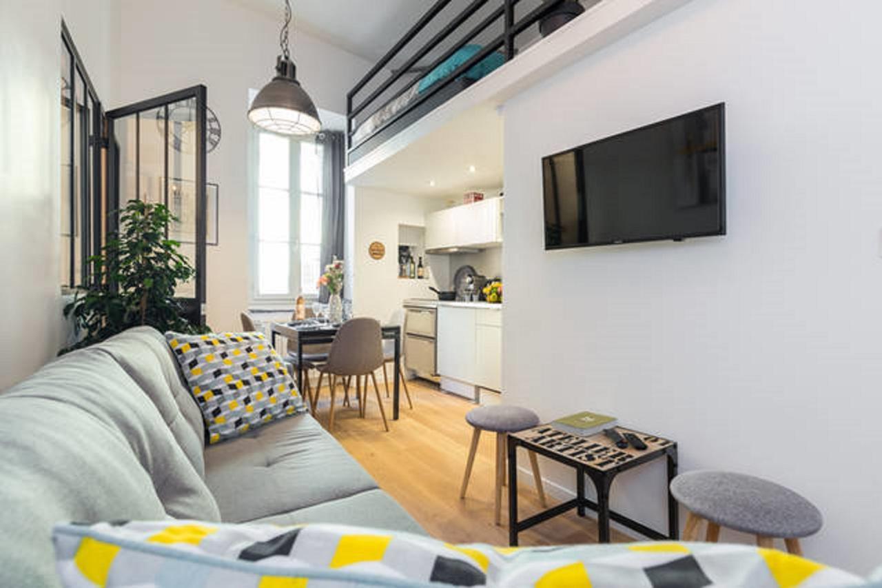 ANGLE DROIT- LOFT CHARMANT ET ATYPIQUE, CLIMATISATION, Vieux-Nisa Exterior foto